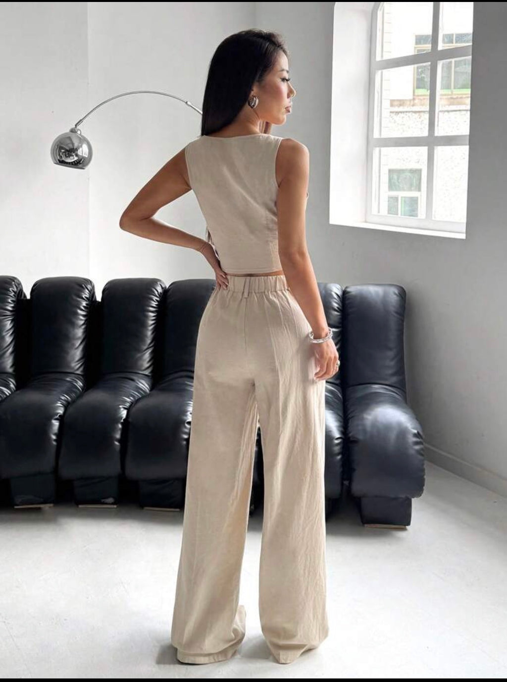 Set Sastrero Tulum – Chaleco Cruzado Crop y Pantalón Wide Leg