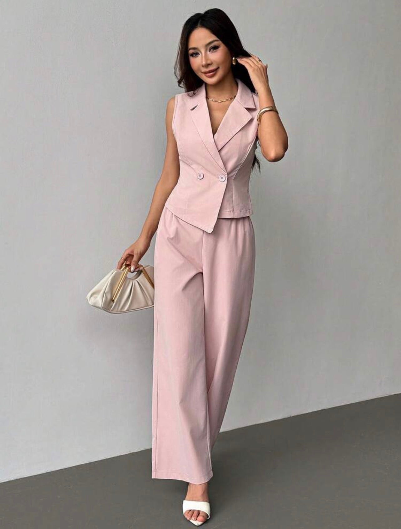 Conjunto Sastrero de Dos Piezas: Chaleco Cruzado y Pantalón de Pata Ancha Verona