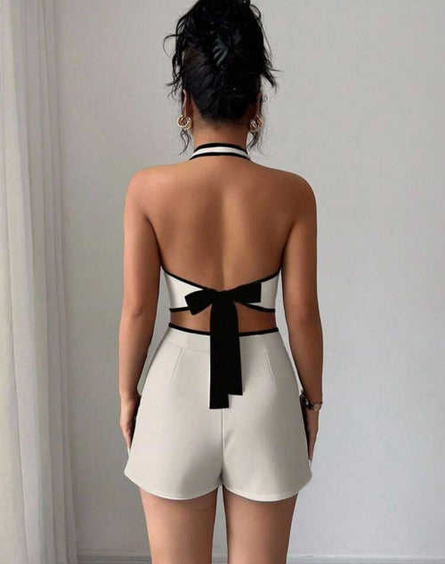 Conjunto de Dos Piezas "Chic Elegance" - Chaleco Halter y Shorts de Talle Alto
