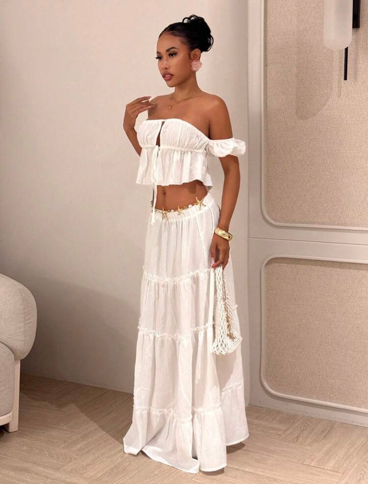 Conjunto Boho-Chic de Dos Piezas: Top Off-the-Shoulder y Falda Maxi Escalonada