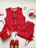 Set de Dos Piezas Coquette de Lunares: Top de Lazos con Volante y Shorts Ajustables
