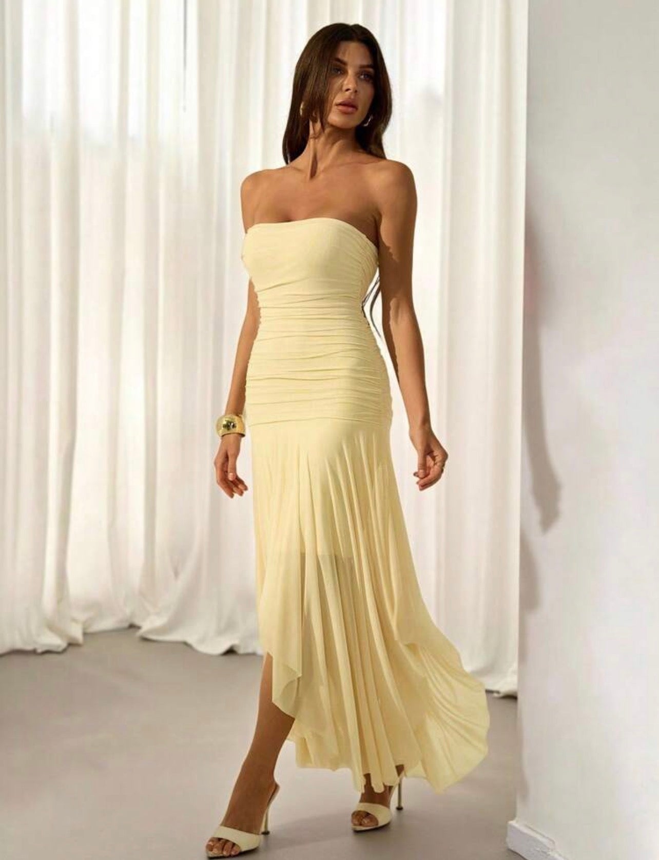 Vestido Midi Strapless Drapeado "Ninfa del Sol" – Amarillo Pastel