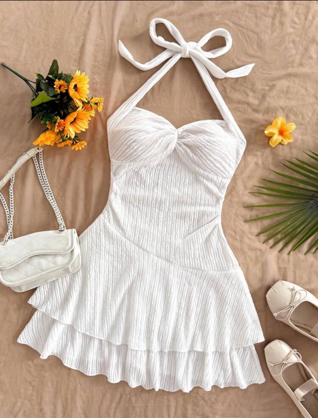 Vestido Mini Ibiza – Halter Texturizado con Doble Volado Asimétrico