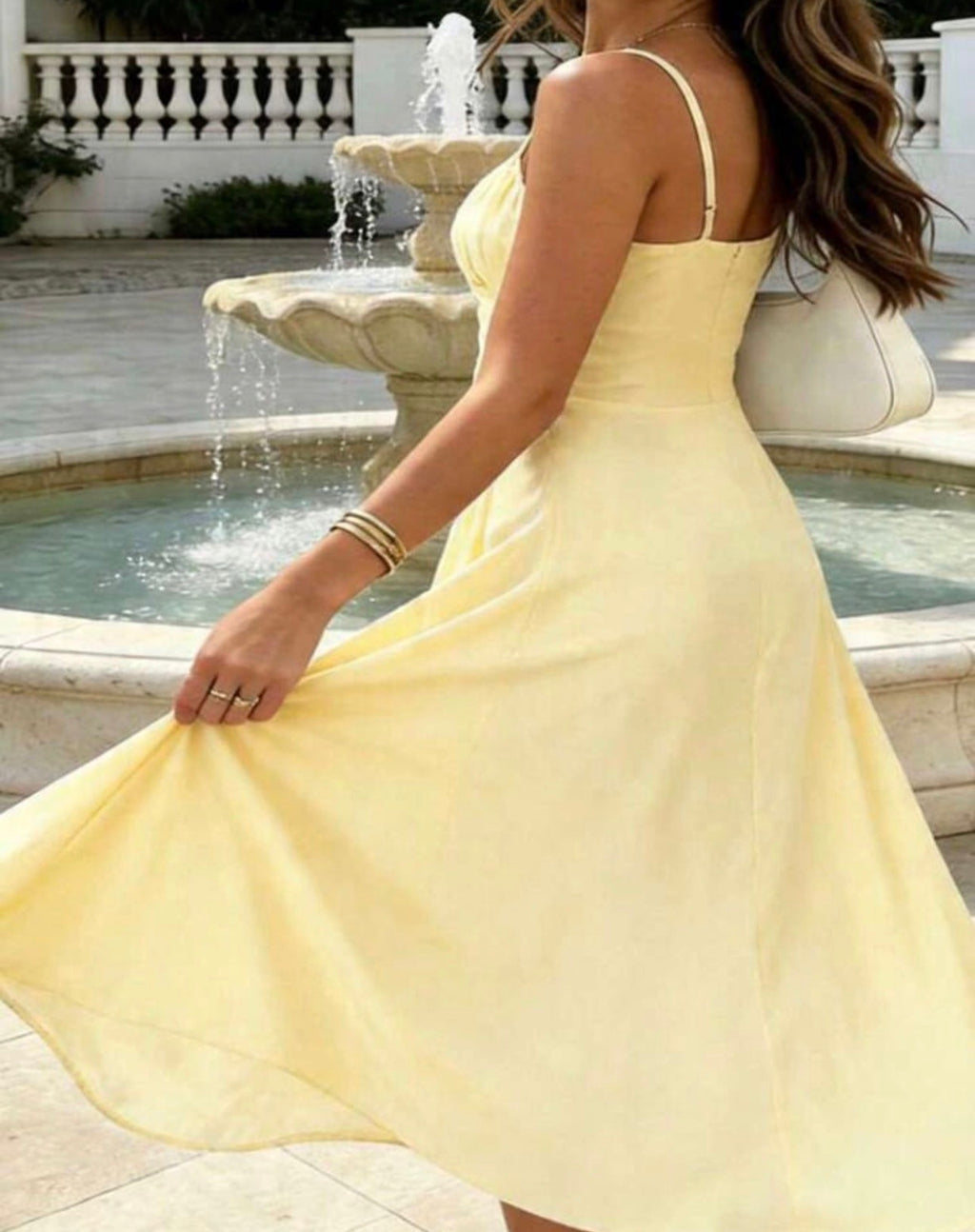 Vestido Midi Primrose – Vestido Romántico con Escote Bustier Fruncido