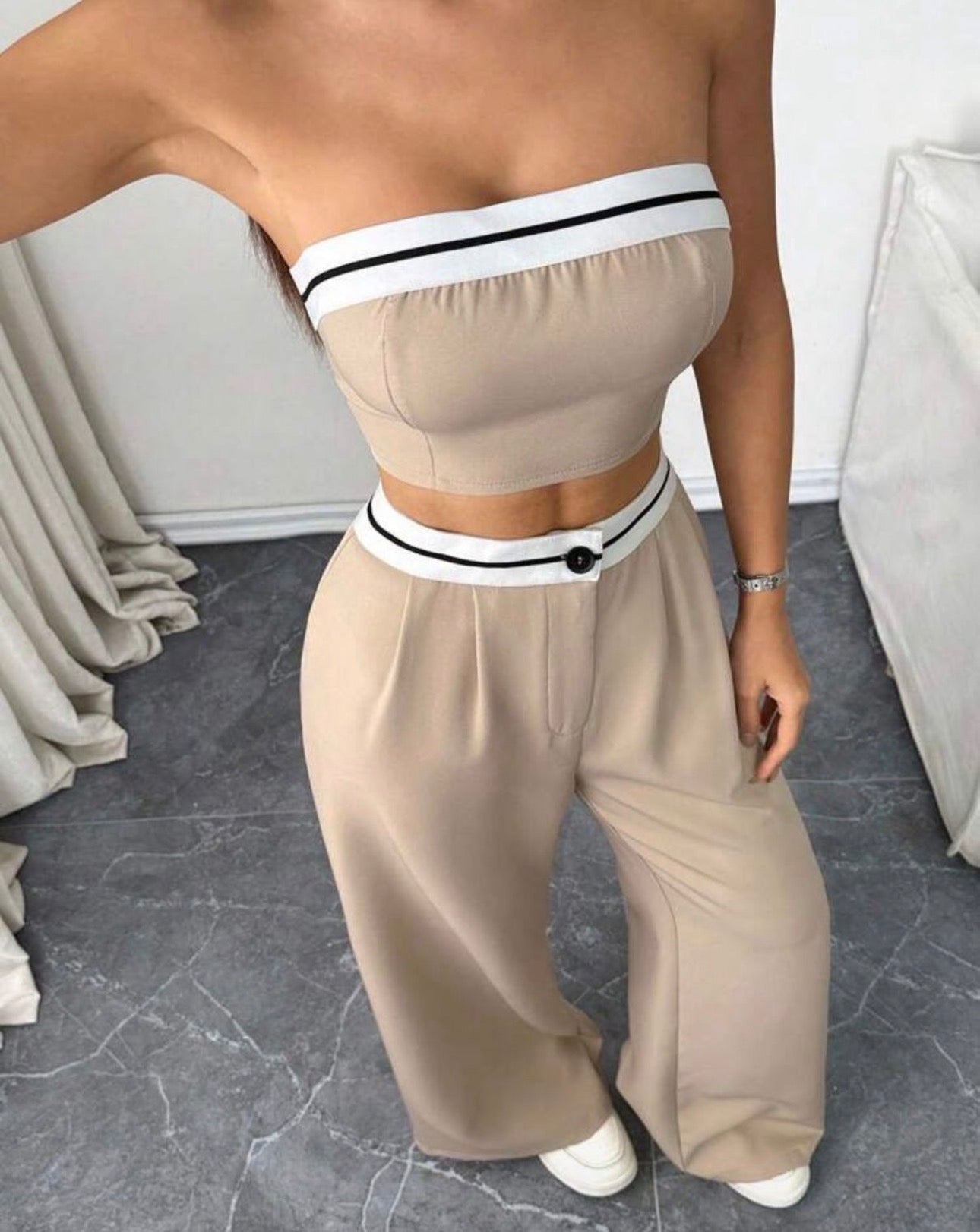 Conjunto Atenas Casual – Top Bandeau y Pantalón Wide Leg con Elástico Deportivo