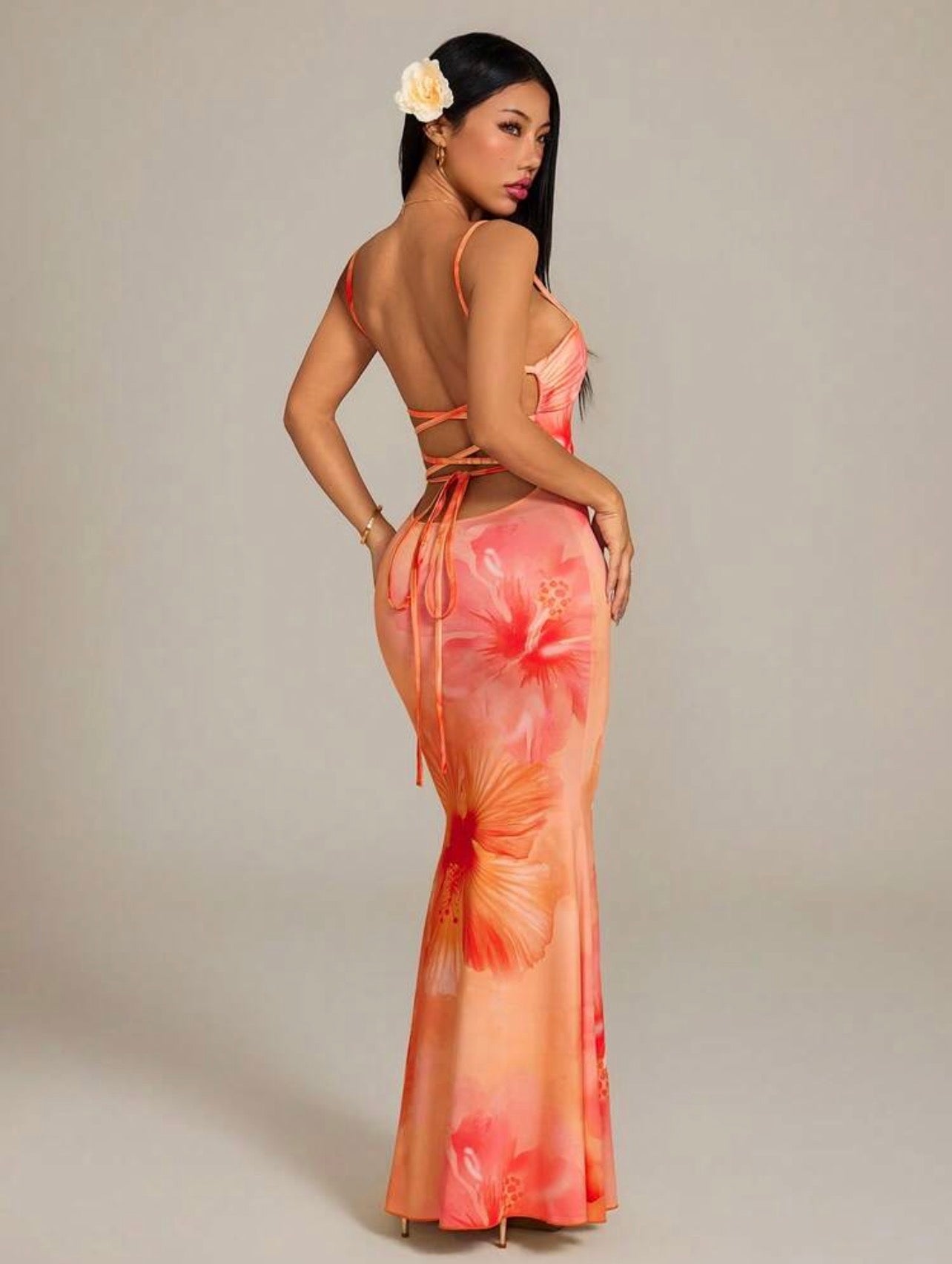 Vestido Maxi Ajustado con Estampado Tropical y Corte Sirena Kalani