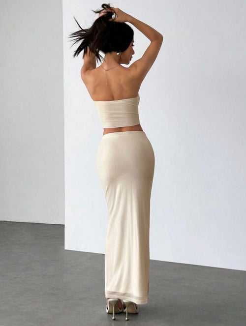 Conjunto "Sand Goddess" – Top Strapless y Falda de Sirena