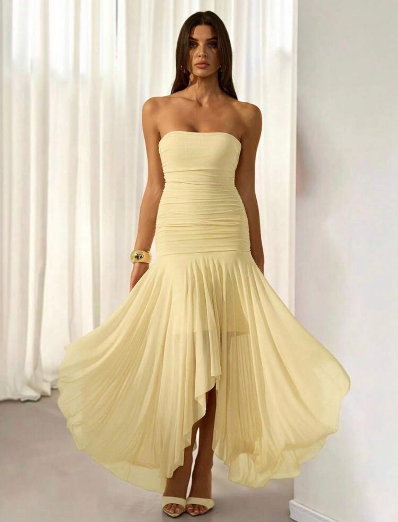 Vestido Midi Strapless Drapeado "Ninfa del Sol" – Amarillo Pastel