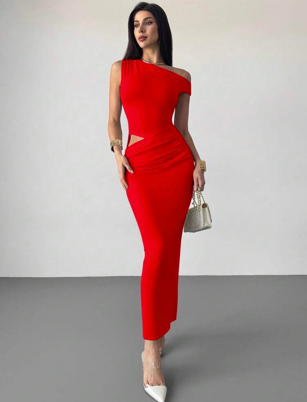 Vestido Maxi Asimétrico Rojo Pasión – Diseño Cut-Out y Drapeado Premium