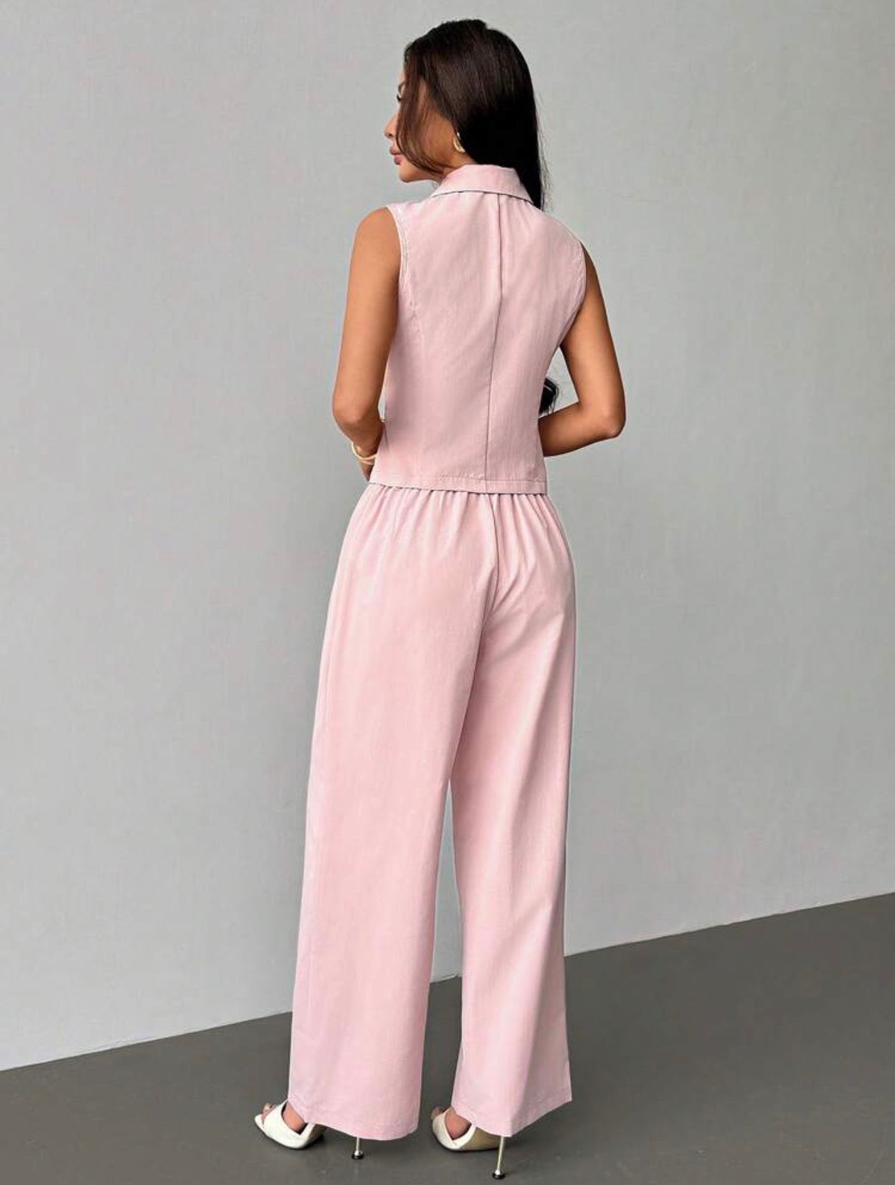 Conjunto Sastrero de Dos Piezas: Chaleco Cruzado y Pantalón de Pata Ancha Verona