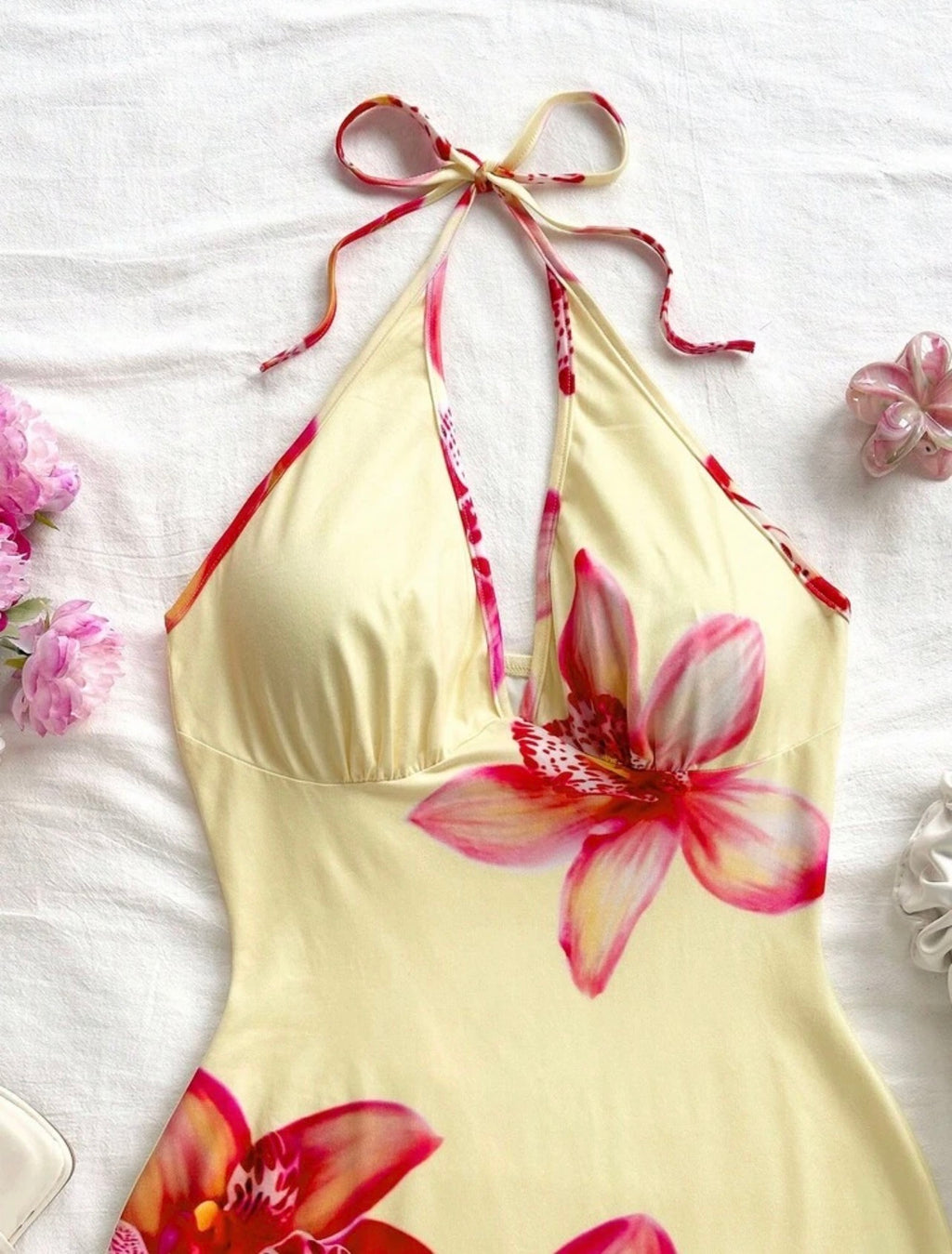 Vestido Mini Halter Floral - Orquídea Amarilla