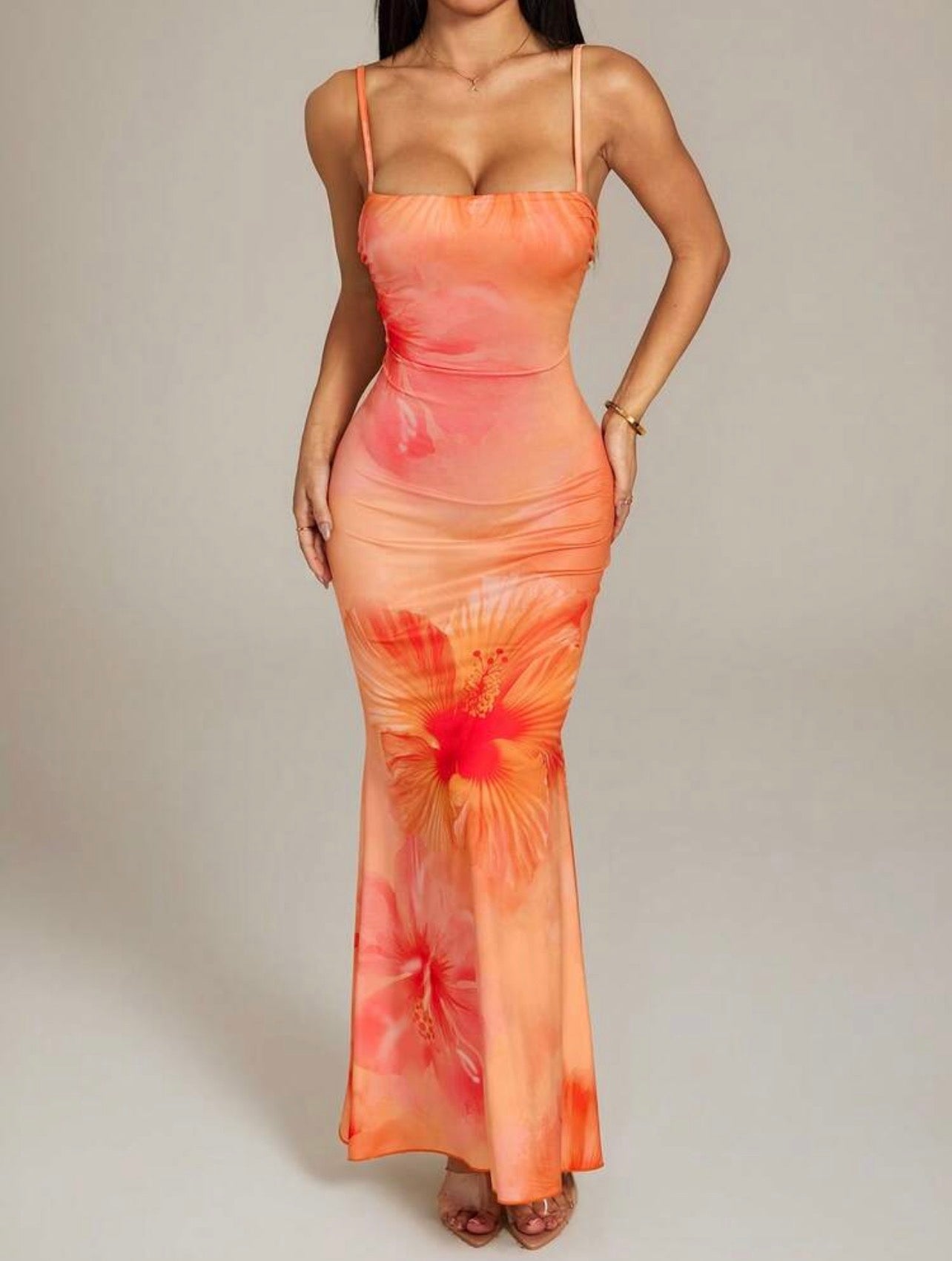 Vestido Maxi Ajustado con Estampado Tropical y Corte Sirena Kalani