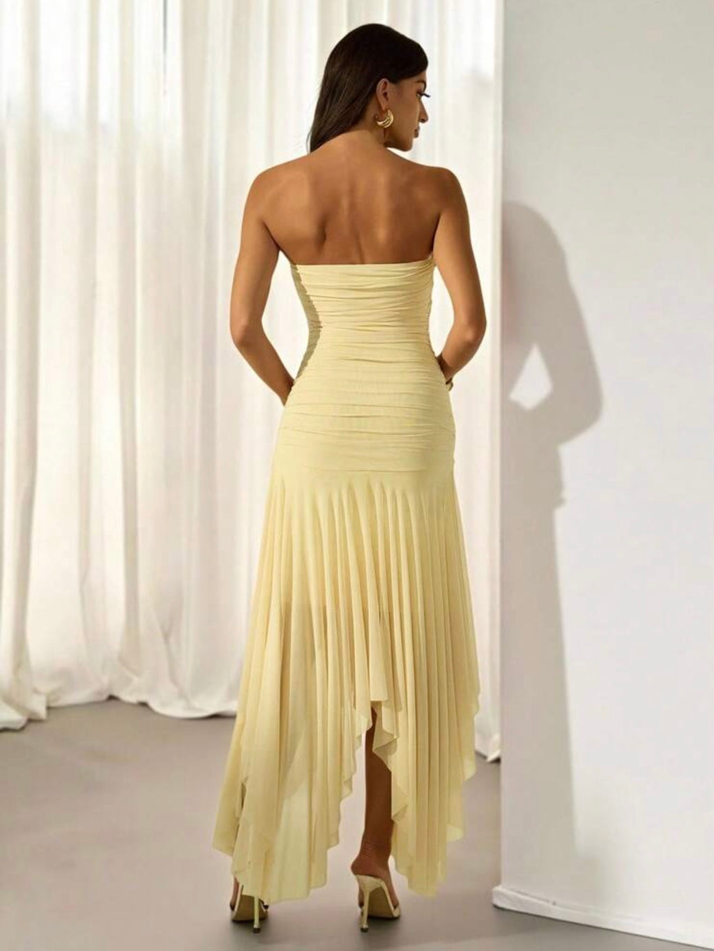 Vestido Midi Strapless Drapeado "Ninfa del Sol" – Amarillo Pastel