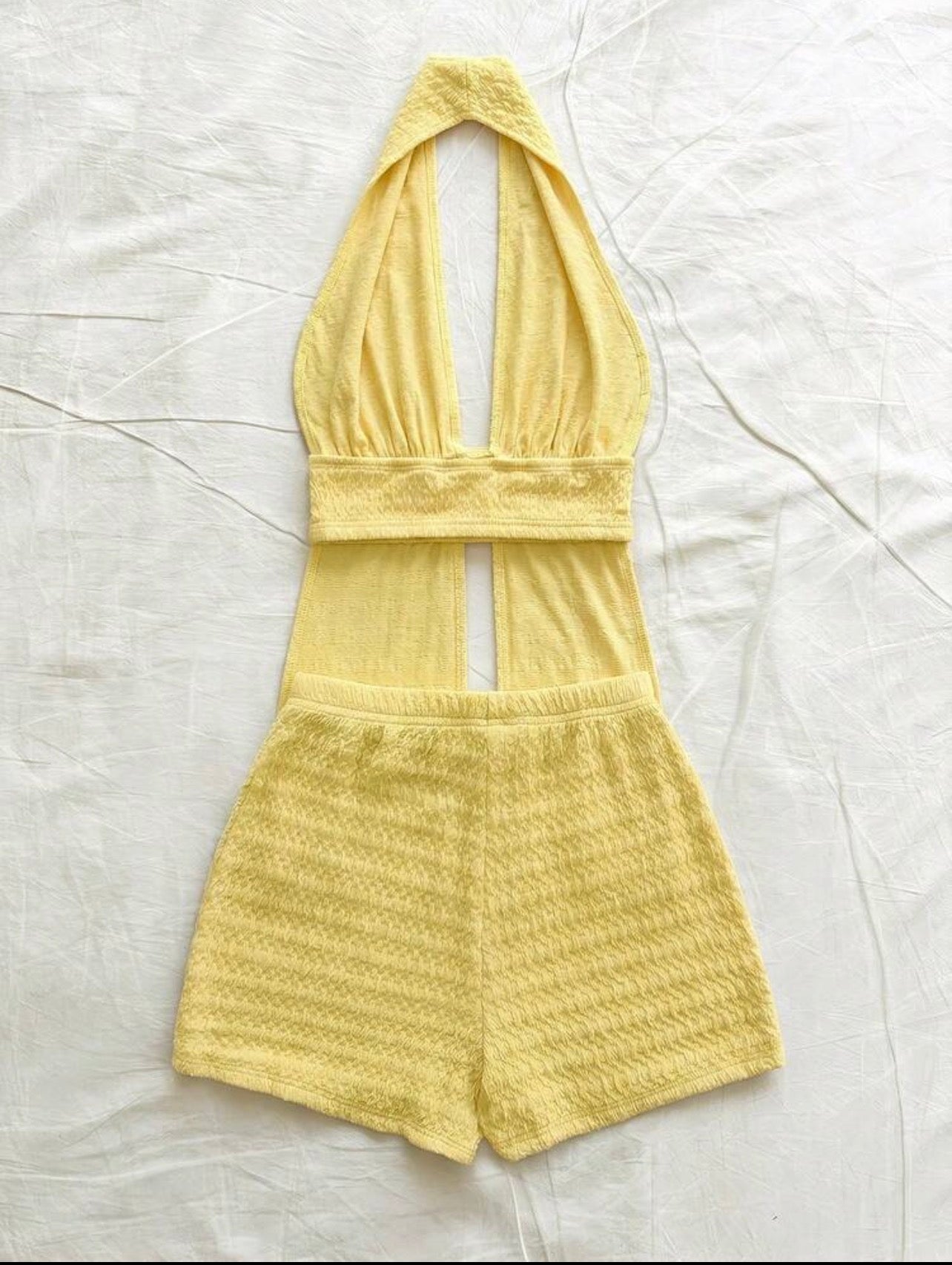 Top Halter y Shorts (2 Piezas)
