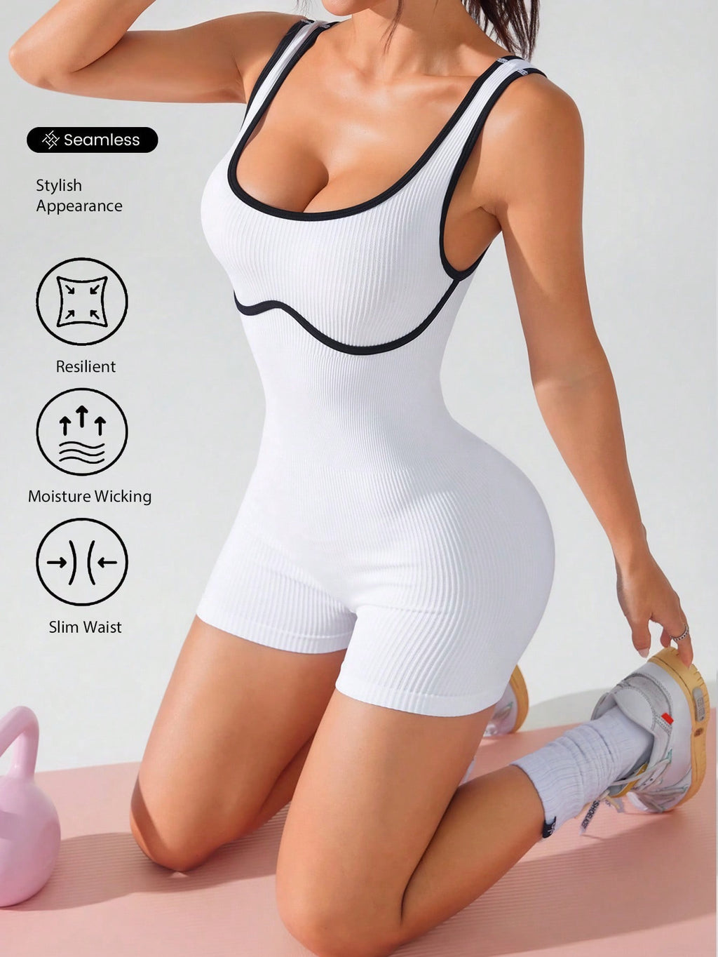 Enterizo Corto Deportivo Premium – Blanco con Ribete Negro