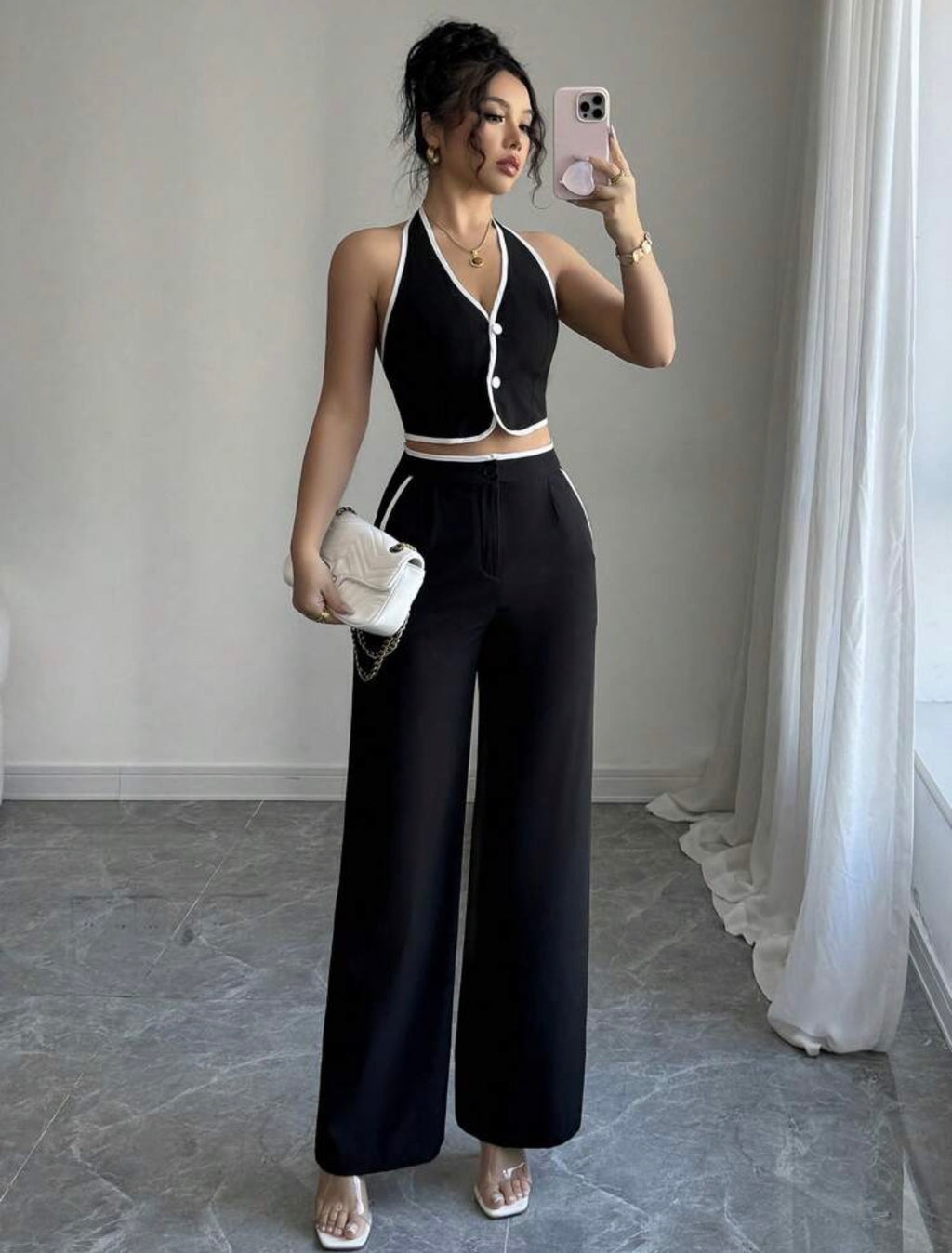 Conjunto Monocromático de Chaleco y Pantalón Palazzo (Enfoque elegante)